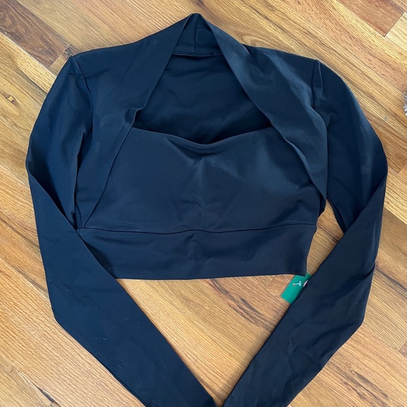 Halara Softlyzero Plush Long Sleeve Thumb Hole 2-in-1 Cropped Yoga Sports Top - Picture 5 of 7